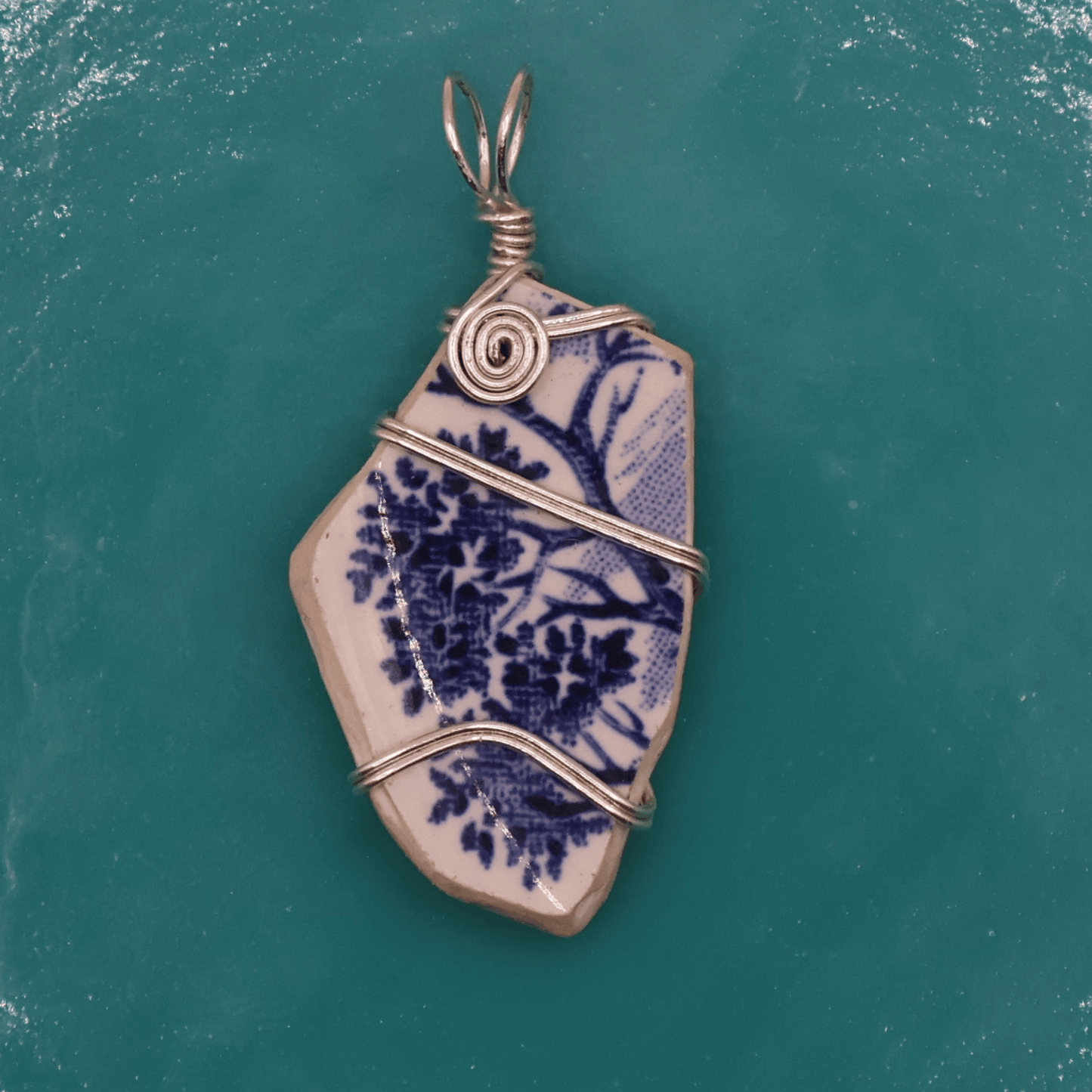 Chaney Pendant