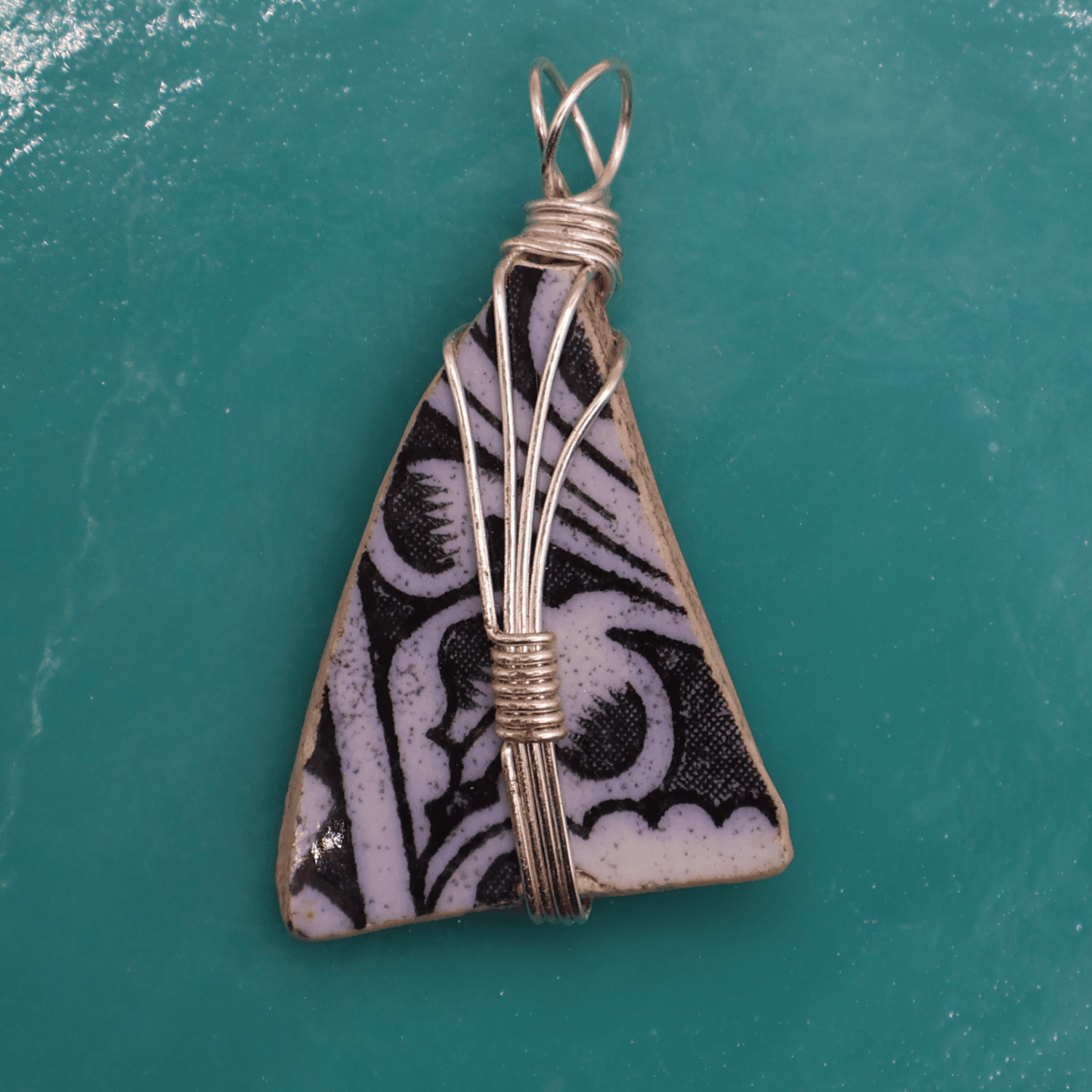 Chaney Pendant