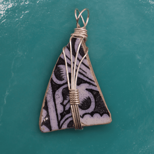 Chaney Pendant